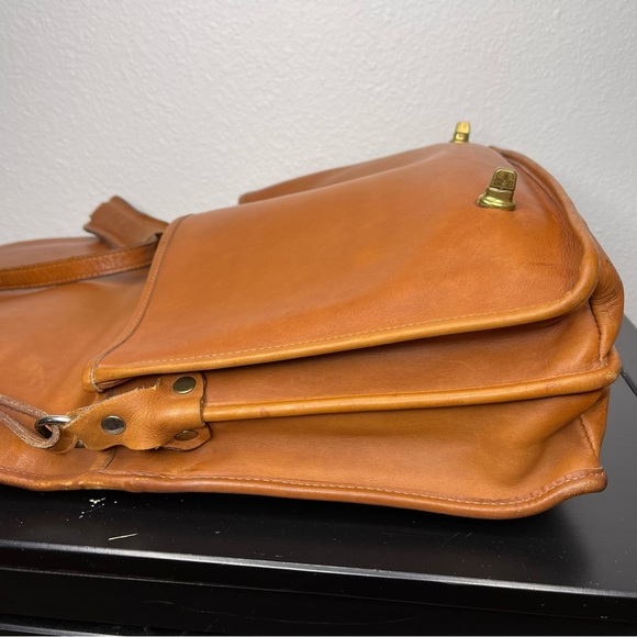 Vintage Genuine Leather Briefcase - Laptop Bag - Satchel - Made in USA - Picture 9 of 14
